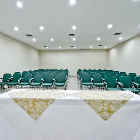 Hotel Golden Park Curitiba By Nacional Inn Luaran gambar