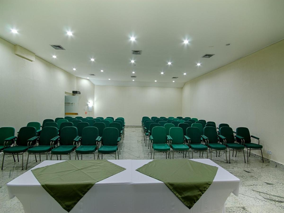 Hotel Golden Park Curitiba By Nacional Inn Luaran gambar