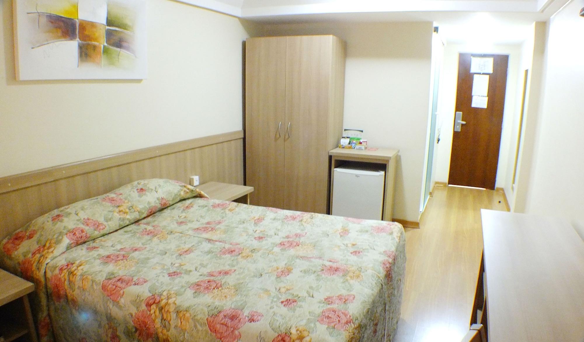 Hotel Golden Park Curitiba By Nacional Inn Luaran gambar